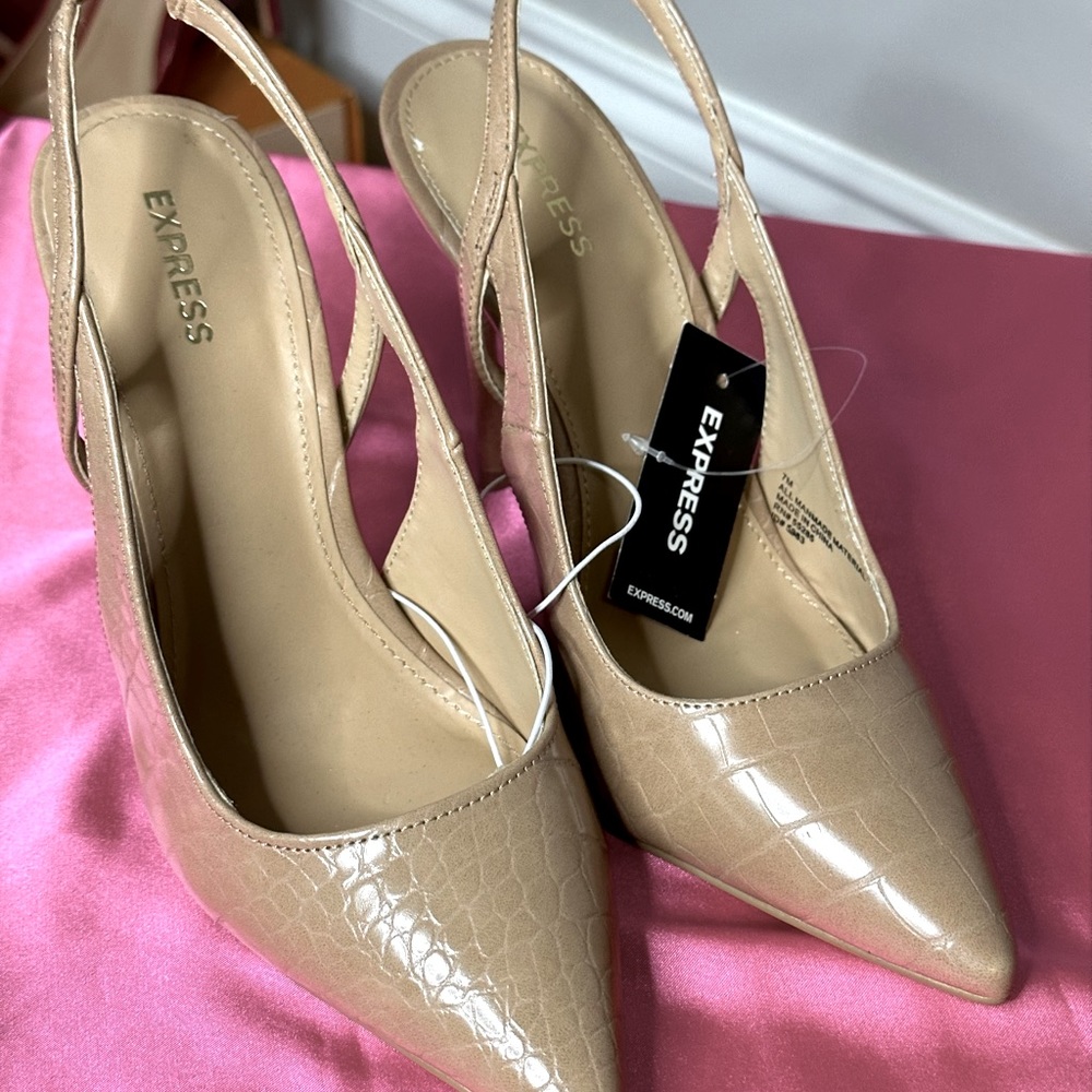 Express Tan Sling back heel sexy and comfortable